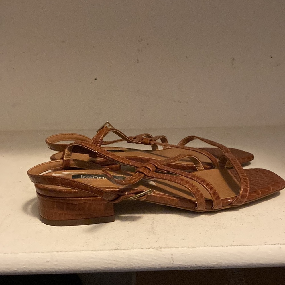 Kenzie Sandals - Picture 2 of 3